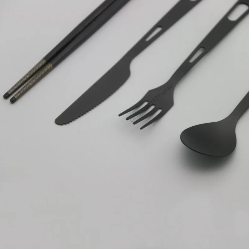 Pure Titanium Black Tableware  - Camping Cooking Set For 4 评论和价格
