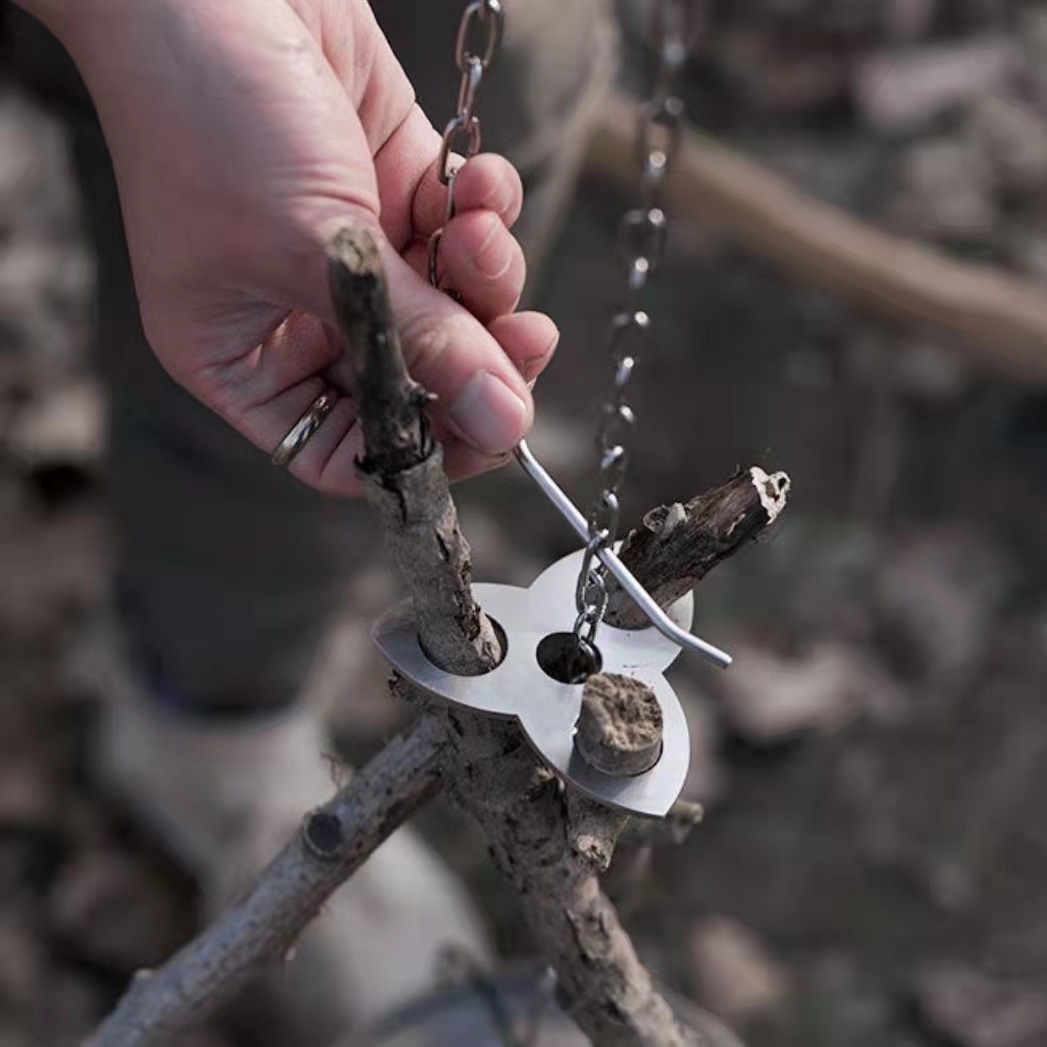 Stainless Steel Camping Tripod - Camping Cooking Appliances 评论和价格